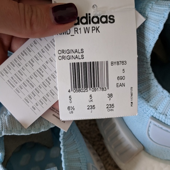 🚫 sold 🚫 adidas Originals NMD R1 Sneaker - Picture 5 of 5